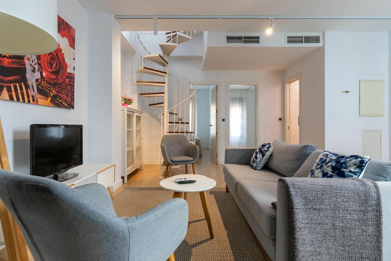 Holiday Rentals Tempa Museo Sevilla Exterior foto