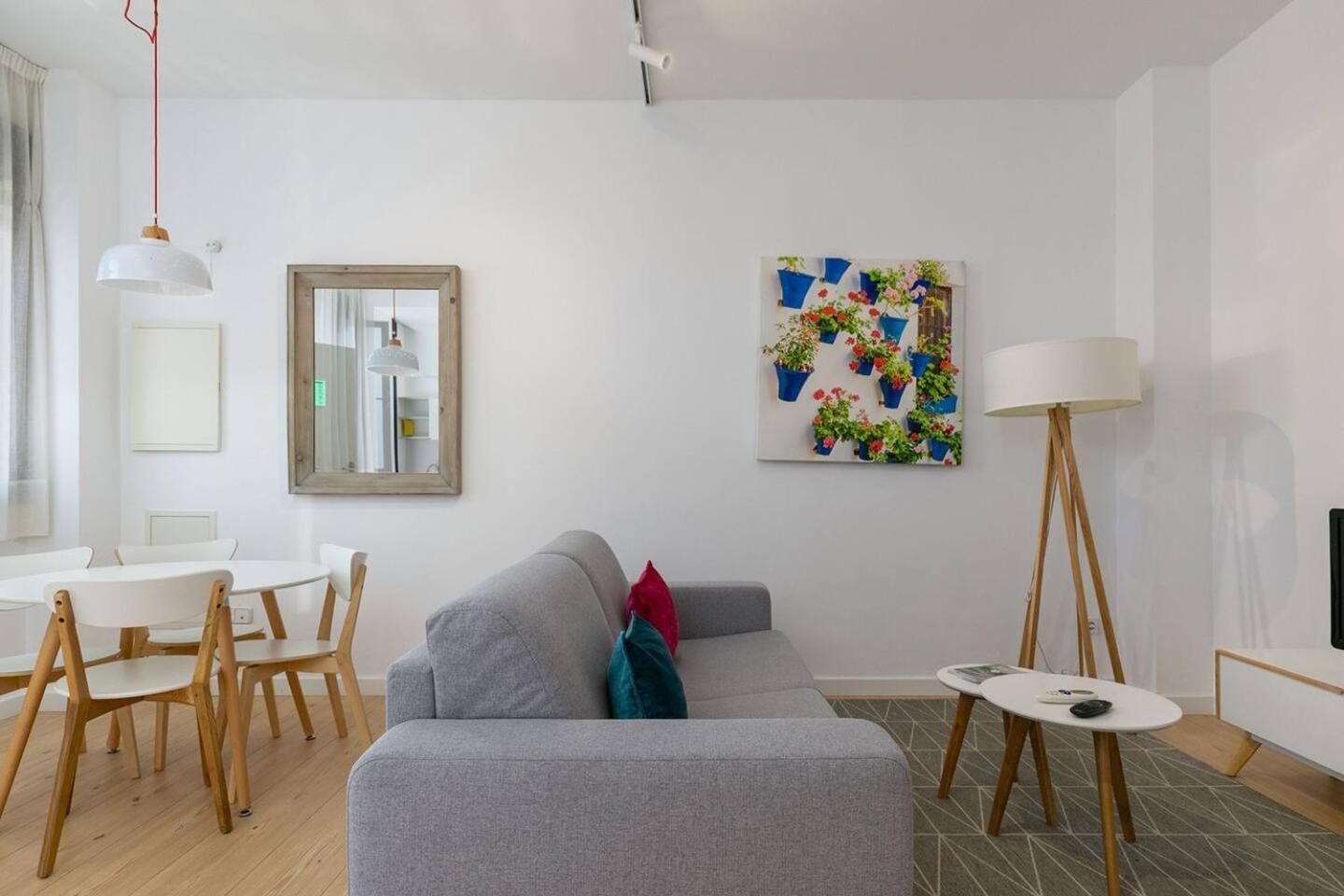 Holiday Rentals Tempa Museo Sevilla Habitación foto