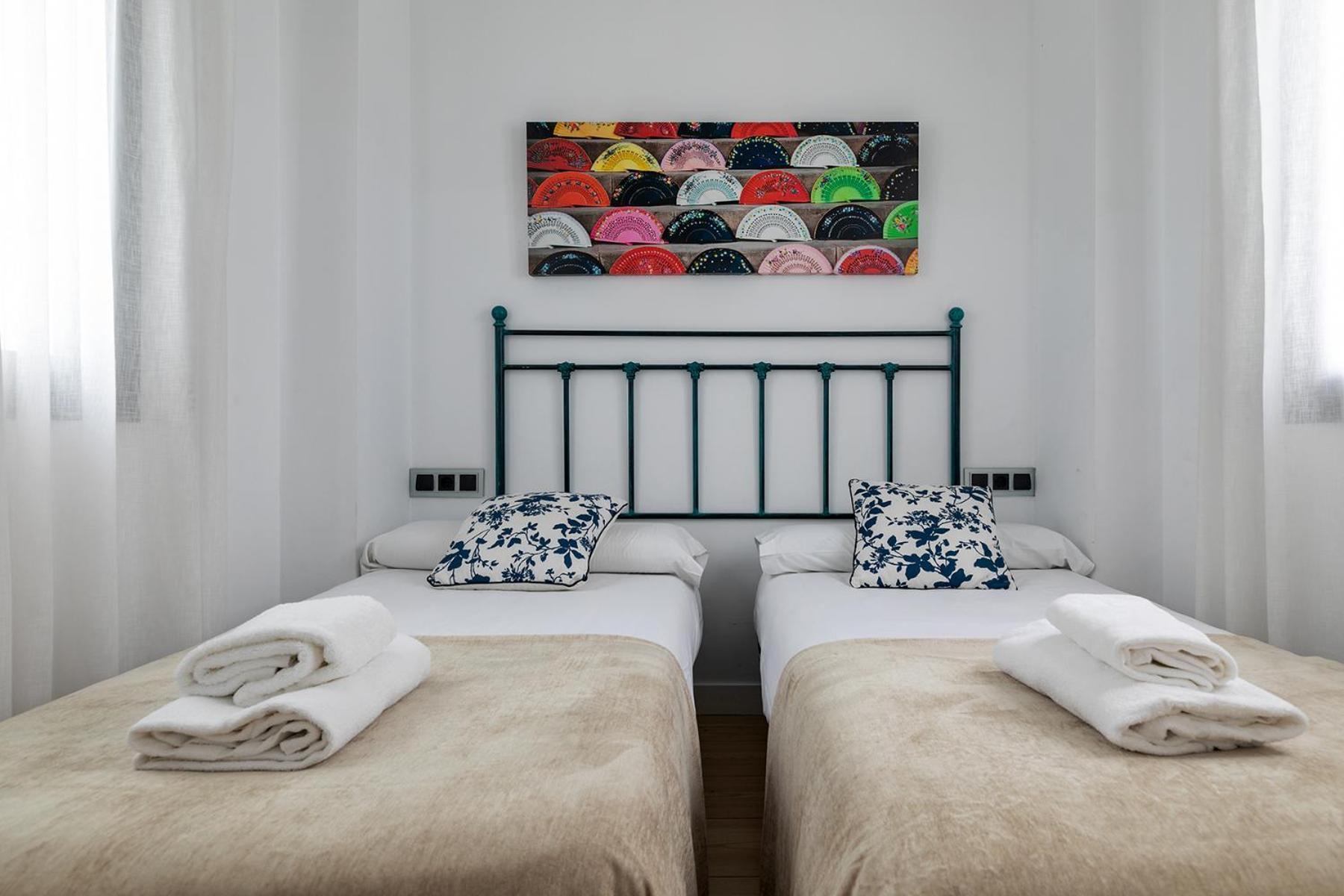 Holiday Rentals Tempa Museo Sevilla Habitación foto